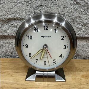 Art deco Skytimer quartz clock